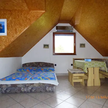 Fábián Apartman-ház Szántód