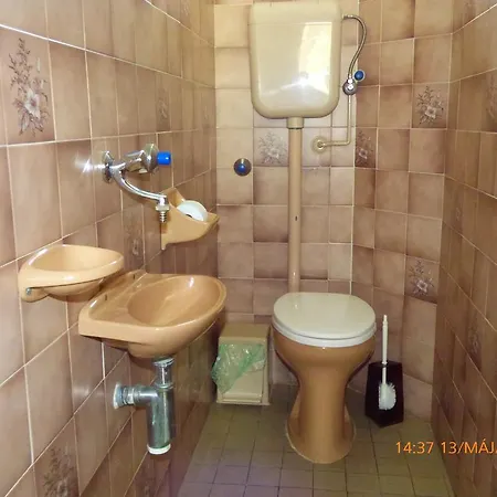 Fabian Apartman-haz *