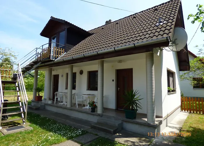 Fabian Apartman-haz 公寓