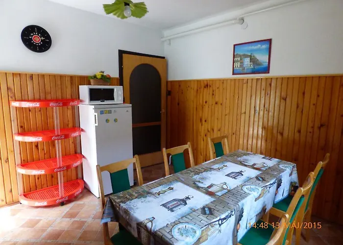 아파트 Fabian Apartman-haz Szántód