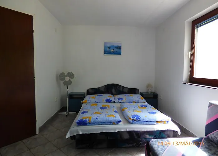 Fabian Apartman-haz 公寓 *